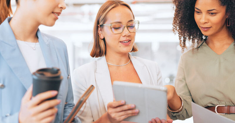 How to Improve Communication Skills in the Workplace: Practical ...