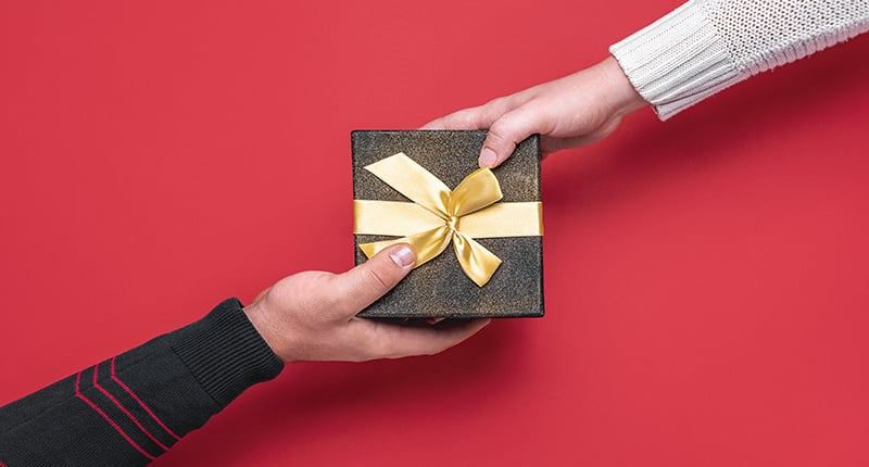How to Build an Outstanding Employee Service Awards Program