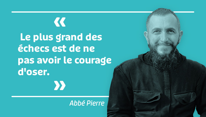 citations-travail-philosophie-Abbe-Pierre-700x400