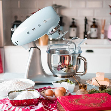 Smeg Mixer